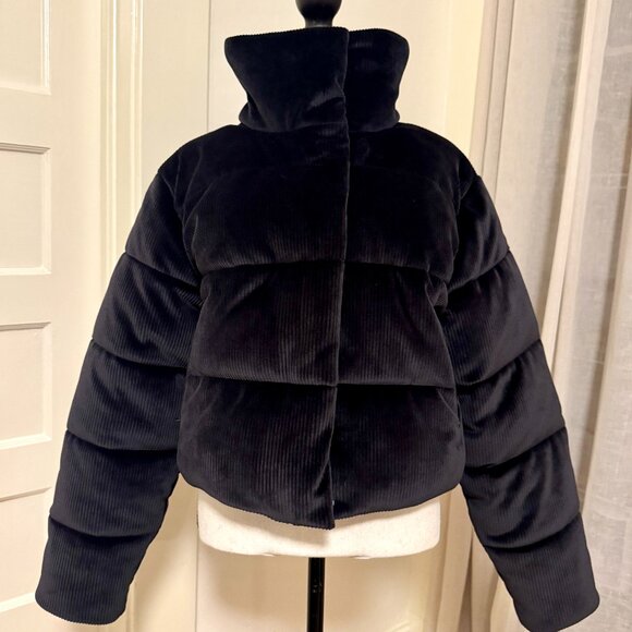 ALO Ribbed Velour Gold Rush Puffer Jacket - Black - Medium - Picture 5 of 13